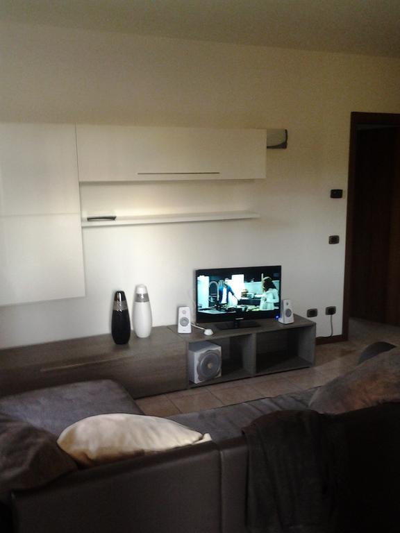 Casa Lavoro Vancanza Lejlighed Castelnuovo del Garda Værelse billede