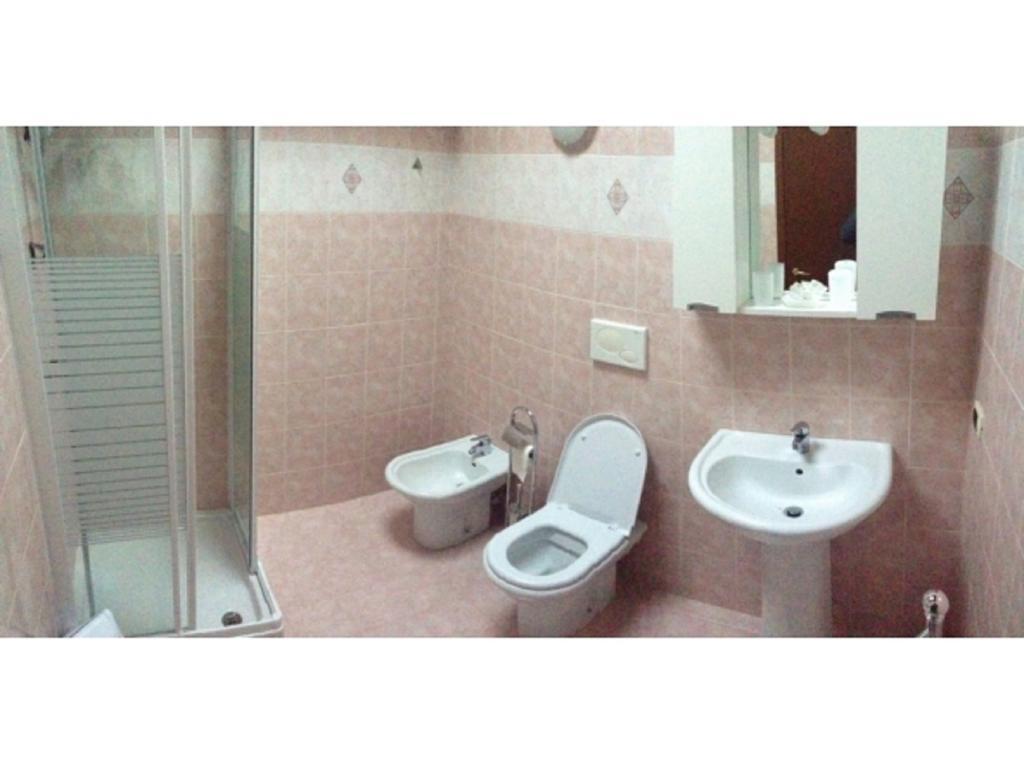Casa Lavoro Vancanza Lejlighed Castelnuovo del Garda Værelse billede